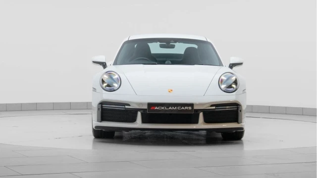 Porsche 911 (23 Reg) 3.8 Turbo S Coupe Image 7