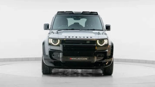 Land Rover Defender 110 (24 Reg) 110 3.0 D300 X-Dynamic SE Image 7