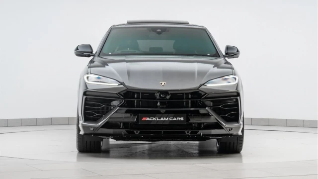 Lamborghini Urus (25 Reg) 4.0 V8 SE Hybrid Image 7
