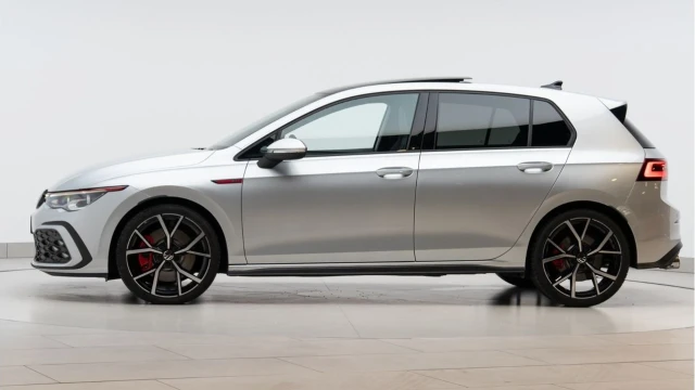 Volkswagen Golf (24 Reg) 2.0TSI GTI Image 4