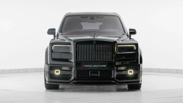 Rolls-Royce Cullinan (23 Reg) 6.75 V12 Black Badge (URBAN Widetrack) Image 8