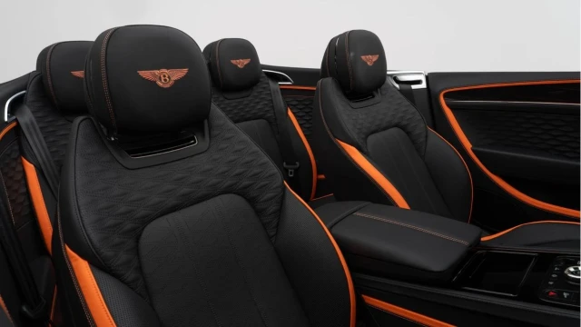 Bentley Continental (25 Reg) GTC 4.0 V8 Speed First Edition Hybrid (New Model) Image 3