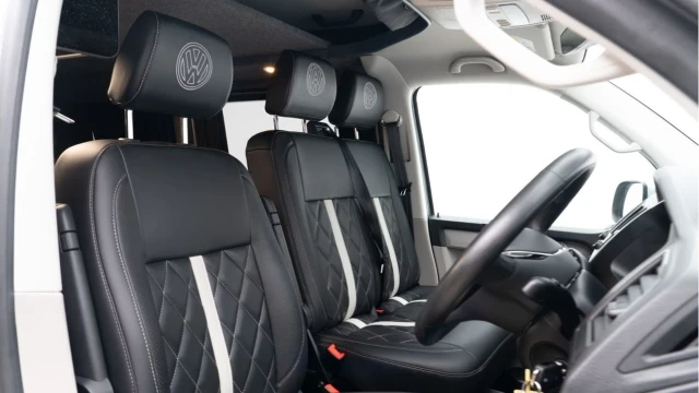 Volkswagen Transporter (19 Reg) T28 2.0TDI Highline (Camper) Image 4