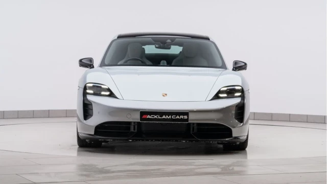Porsche Taycan (23 Reg) GTS Image 6