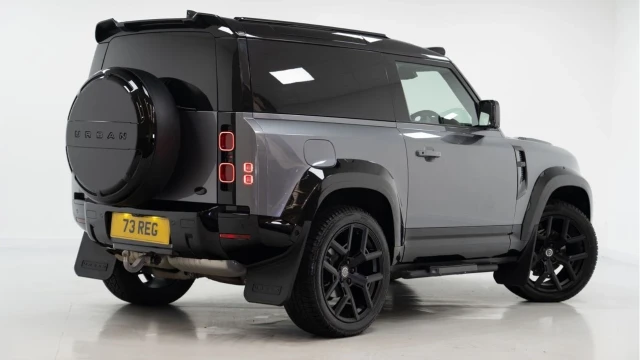 Land Rover Defender (73 Reg) 90 3.0 D250 Hard Top Commercial (URBAN) (+VAT) Image 8