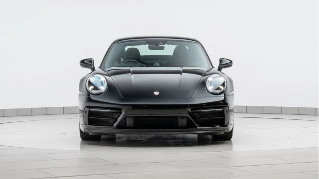 Porsche 911 (24 Reg) 3.0 Carrera 4 GTS Coupe Image 7