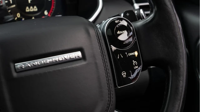 Land Rover Range Rover (21 Reg) 3.0 D300 Westminster Black Image 6