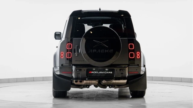 Land Rover Defender (25 Reg) 110 3.0 D350 X-Dynamic SE (Apache) Image 4