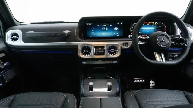 Mercedes-Benz G Class (25 Reg) G450D 3.0 AMG Line Premium Plus 4Matic Image 2