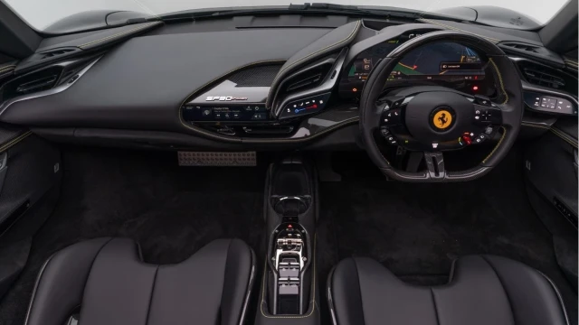 Ferrari SF90 (72 Reg) 3.9 Spider (VAT Q) Image 4