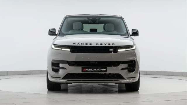 Land Rover Range Rover Sport (23 Reg) 3.0 D300 Dynamic SE (Black Pack) Image 7