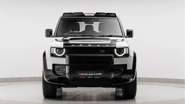 Land Rover Defender (74 Reg) 90 3.0 D350 S (Bespoke) (VAT Q) Image 4