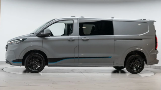 Ford Transit Custom (25 Reg) 320 Sport 2.0 Ecoblue LWB (5 Seat) (+VAT) Image 4