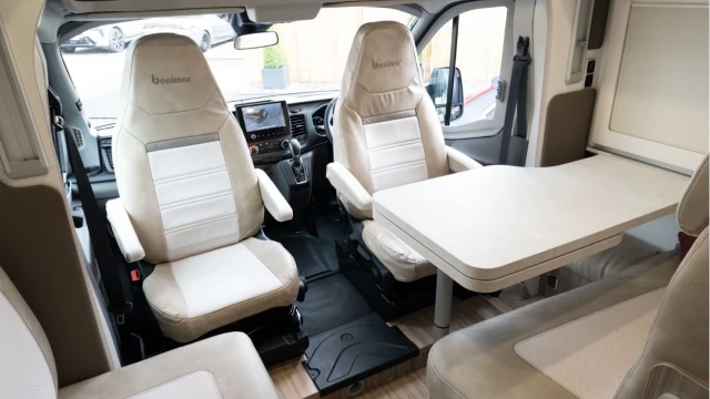 Benimar Tessoro (22 Reg) 2.0 T482 Auto (4 Berth) Image 3