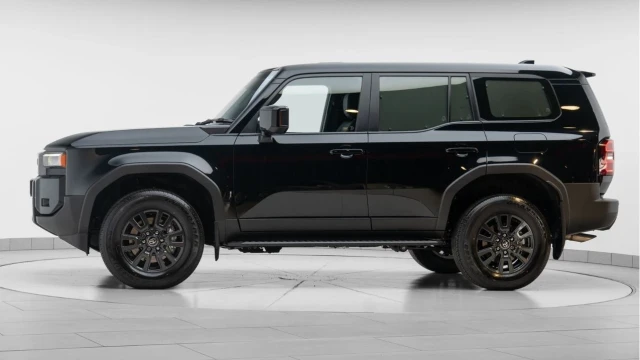 Toyota Land Cruiser (75 Reg) 2.8D Commercial (+VAT) Image 5