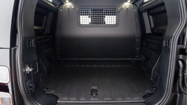 Land Rover Defender (75 Reg) 90 3.0 D250 S Hard Top Commercial (3 Seat) (+VAT) Image 4