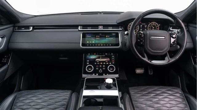 Land Rover Range Rover Velar (20 Reg) 5.0 V8 SVAutobiography Dynamic Edition Image 2