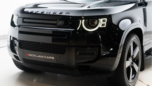 Land Rover Defender (75 Reg) 110 D250 3.0 S (Black Pack) Image 8