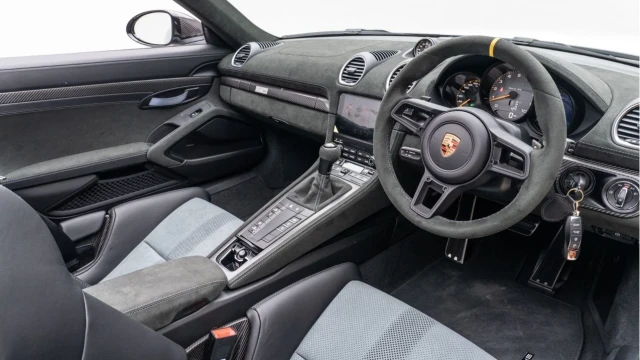 Porsche 718 (74 Reg) 4.0 Spyder RS PDK (Weissach) (VAT Q) Image 3