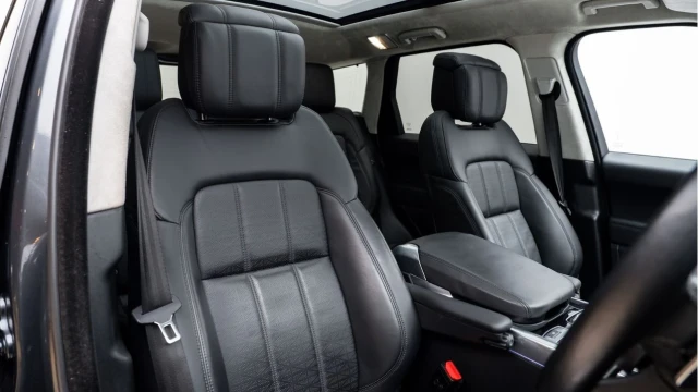 Land Rover Range Rover Sport (20 Reg) 3.0 SDV6 Autobiography Dynamic (Black Pack) Image 3
