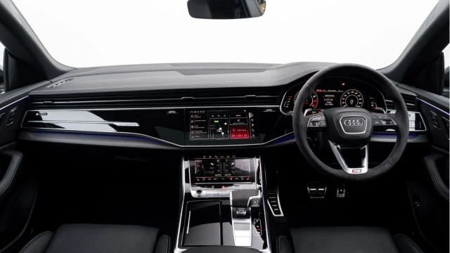 Audi Rs Q8 (25 Reg) 4.0TFSI V8 Performance Carbon Vorsprung Quattro Image 2