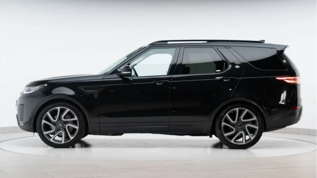 Land Rover Discovery (68 Reg) 3.0SDV6 HSE Commercial (5 Seat) (No VAT) Image 8