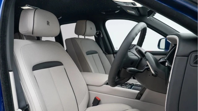 Rolls-Royce Cullinan (73 Reg) 6.75 V12 Black Badge Image 3
