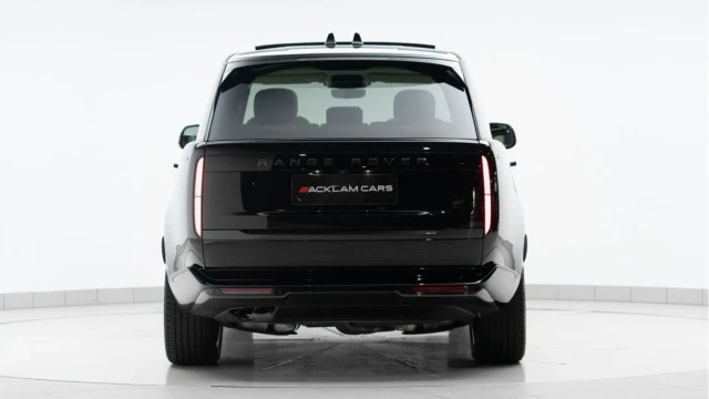 Land Rover Range Rover (75 Reg) 3.0 D350 HSE Image 6