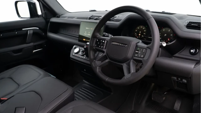 Land Rover Defender (74 Reg) 90 3.0 D350 X-Dynamic HSE Hard Top Commercial (3 Seat) (Bespoke) (+VAT) Image 2