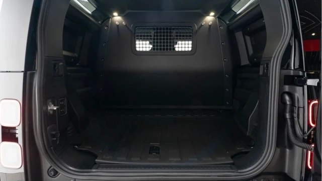 Land Rover Defender (75 Reg) 90 3.0 D250 S Hard Top Commercial (3 Seat) (+VAT) Image 4