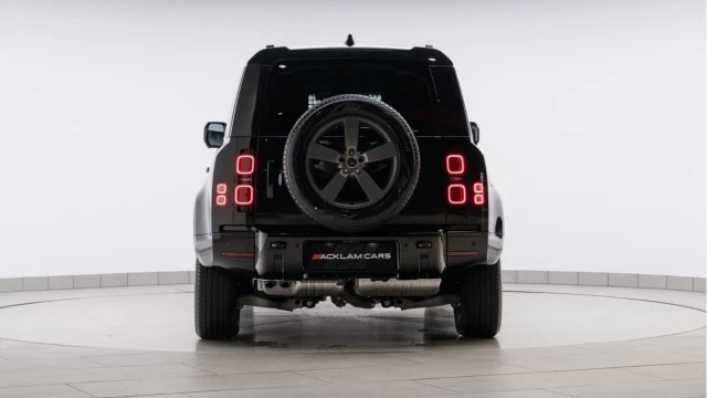 Land Rover Defender (74 Reg) 110 3.0 D250 X-Dynamic HSE Hard Top Commercial (3 Seat) (+VAT) Image 6