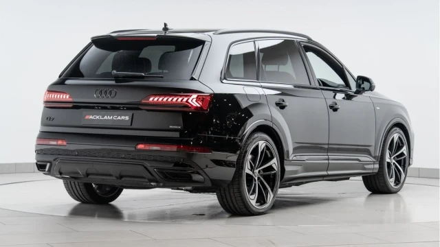 Audi Q7 (71 Reg) 3.0 50TDI S-Line Black Edition Quattro Image 6