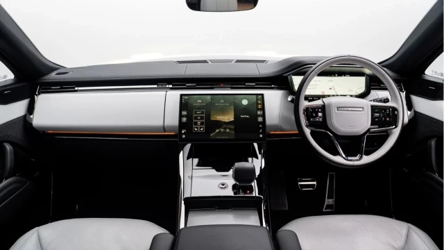 Land Rover Range Rover Sport (25 Reg) 3.0 P460e Edition Hybrid Image 7