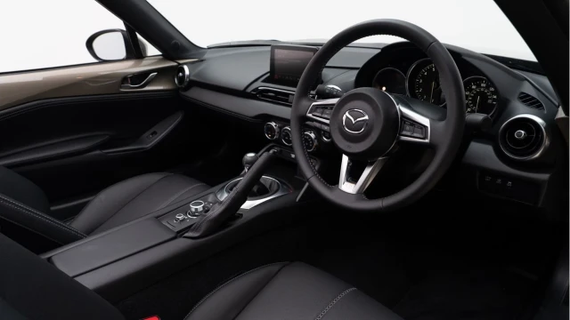 Mazda MX-5 (23 Reg) 1.5 Exclusive Line Convertible Image 3