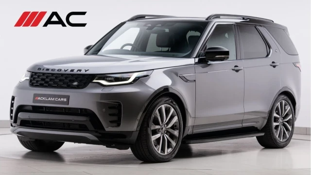 Land Rover Discovery (74 Reg) 3.0 D300 Dynamic SE Image 1