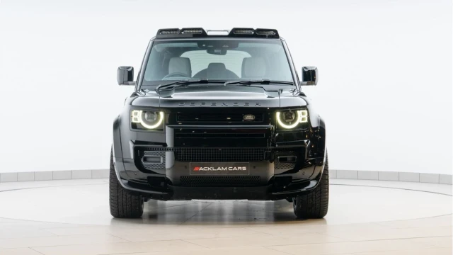Land Rover Defender (74 Reg) 110 3.0 D350 S (Bespoke) Image 7