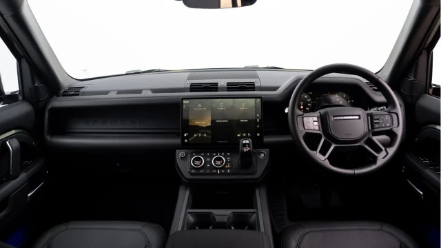 Land Rover Defender (75 Reg) 110 3.0 D350 X-Dynamic HSE (VAT Q) Image 2