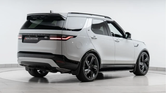 Land Rover Discovery (72 Reg) 3.0 D300 R-Dynamic HSE Hard Top (5 Seat) (+VAT) Image 7