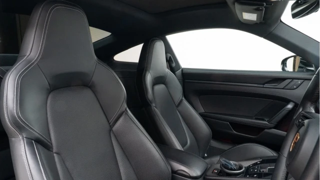 Porsche 911 (22 Reg) 3.0 Carrera 4 GTS Coupe Image 3
