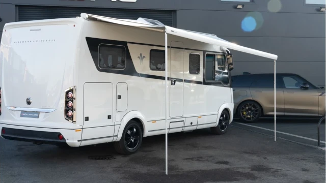 Niesmann + Bischoff Ismove 6.9 E (24 Reg) 2.2D Auto (4 Berth) Image 2