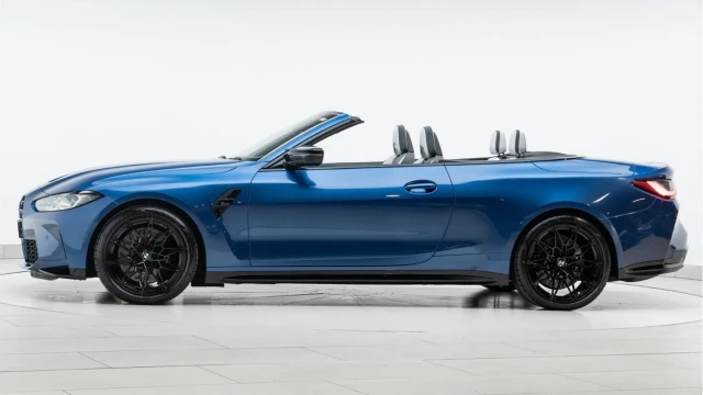 BMW M4 (23 Reg) 3.0 Competition M xDrive Convertible Image 6