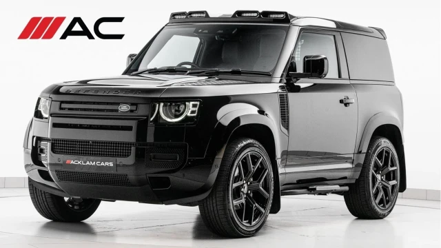Land Rover Defender (25 Reg) 90 3.0 D250 S Hard Top Commercial (3 Seat) (+VAT) Image 1