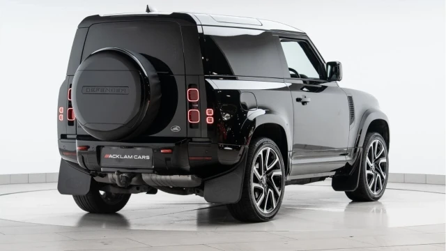 Land Rover Defender (23 Reg) 90 3.0 D250 SE Hard Top Commercial (NO VAT) Image 6
