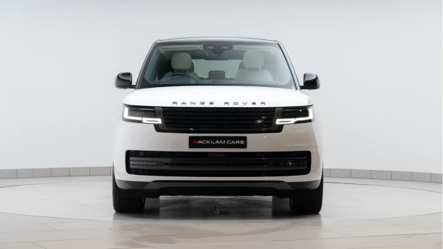 Land Rover Range Rover (74 Reg) 3.0 D350 SE (Shadow) Image 4