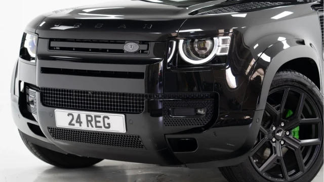 Land Rover Defender (24 Reg) 110 3.0 D250 XS Edition (Bespoke URBAN) (VAT Q) Image 4