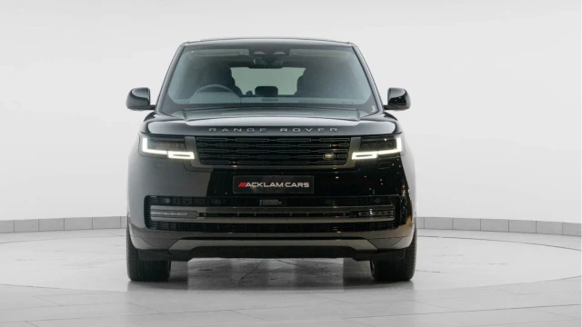 Land Rover Range Rover (75 Reg) 3.0 D300 SE (Shadow Pack) Image 7