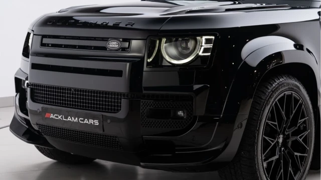 Land Rover Defender (74 Reg) 110 3.0 D350 X-Dynamic HSE (Bespoke) Image 7