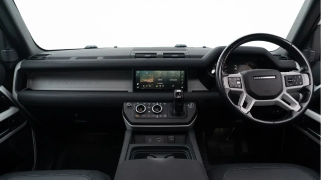 Land Rover Defender (72 Reg) 110 3.0 D250 X-Dynamic S (Black Pack) Image 2