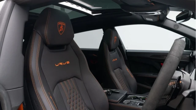 Lamborghini Urus (73 Reg) 4.0 V8 Performante Image 3
