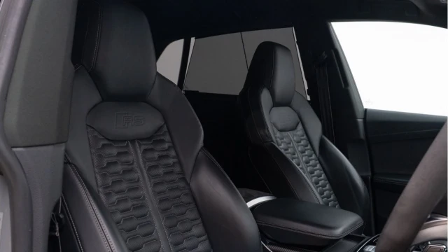 Audi Rs Q8 (71 Reg) 4.0TFSI V8 Carbon Black Quattro Image 3